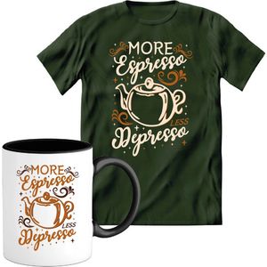 T-Shirtknaller T-Shirt met Koffiemok | More Espresso Les Dipresso - Koffie Kleding | Heren / Dames Shirt met Mok Cadeau | Kleur groen | Maat L