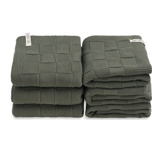 Knit Factory Gebreide Handdoek Ivy - Handdoek badkamer - Khaki - Groen - 50x100 cm - Katoen