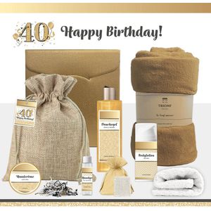 Geschenkset “40 Jaar Happy Birthday!” - 8 producten - 1090 gram | Cadeau Vrouw veertig jaar - Luxe wellness cadeaubox - Giftset voor Haar - Gefeliciteerd Set - Cadeau Verjaardag - Geschenk Party jarige - Cadeaupakket - Verjaardagscadeau - Gift - Goud