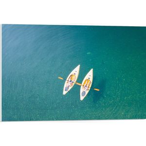 PVC Schuimplaat- Bovenaanzicht van Twee Kano's op Blauw Water - 75x50 cm Foto op PVC Schuimplaat