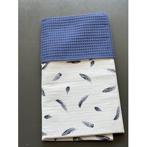 baby deken kinderwagen deken wieg deken koningsblauw blauwe veertjes 60 x 90 cm