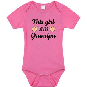 This girl loves grandpa tekst baby rompertje roze meisjes - Cadeau opa - Babykleding 68