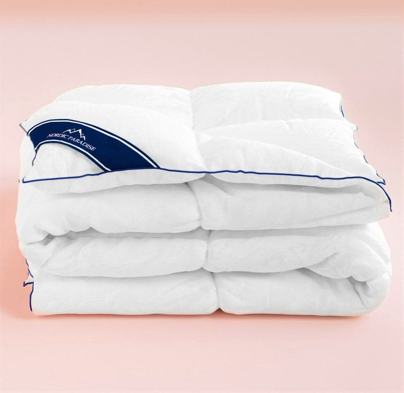 Nordic Paradise - Original Donsveren Dekbed - 90% Zachte Veertjes - 240x220 cm - Extra Warm