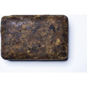 Afrikaanse zwarte zeep - 125 gram - handgemaakt (plasticvrij verpakt) - African black soap - vegan - dierproefvrij - zonder chemische toevoegingen