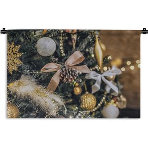 Wandkleed Kerst - Een close-up van kerstdecoraties van de kerstboom Wandkleed katoen 60x40 cm - Wandtapijt met foto