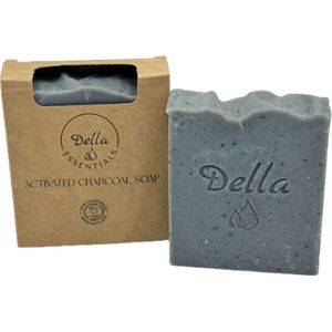 Della essentials - Biologisch - Activated charcoal soap - Actieve houtskool zeep - Vegan - Intens en puur - 100 gram