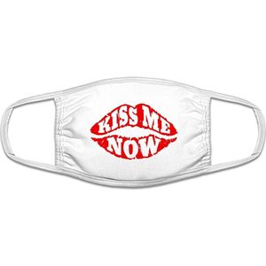 Kiss me mondkapje | grappig | gezichtsmasker | bescherming | bedrukt | kus | Wit mondmasker van katoen, uitwasbaar & herbruikbaar. Geschikt voor OV
