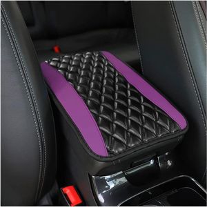 Geschikt voor Universele leren middenconsolebeschermer voor de armsteun, waterdichte bekleding voor de stoel, comfortabele decoratieve accessoires voor in de auto, geschikt voor de meeste auto's, voertuigen en SUV's (paars)