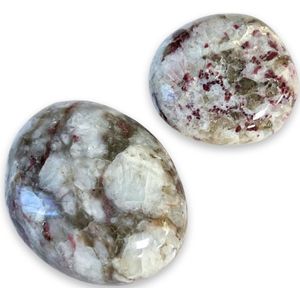 Rubeliet - Maansteen - Handsteen - 5 cm - Madagaskar