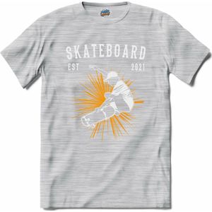 Skateboard | Skaten - Skateboard - T-Shirt - Unisex - Donker Grijs - Gemêleerd - Maat 4XL