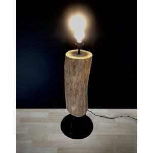 Lamp Nina Wood and Iron feet 80 cm hoog - staande vloerlamp - lamp industrieel - handgemaakt - industriestijl - landelijk - verlichting voor binnen - voor uw interieur - metaal - tropisch gedroogd hout - interieurdecoratie - woonaccessoire - cadeau