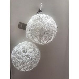 Set van 2 grote kerstballen 15cm Breanna ornamenten met witte glitters