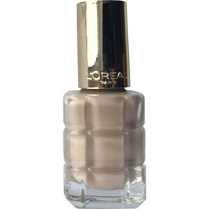 L'Oréal Color Riche a L'Huile Nagellak - 663 Sable Tuileries