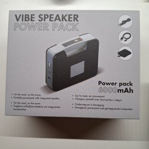 vibe powerbank 6000 mAh en design speaker in 1 incl usb kabel 3.5"" minijack kabeltje en zakje om alles in te doen