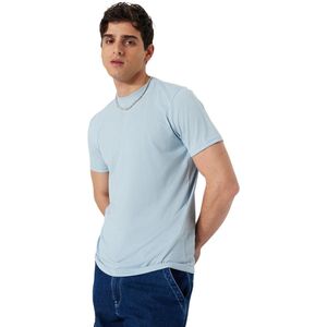 Trendyol Zwart Basic Normaal Gesneden T-Shirt Met Ronde Hals En Korte Mouwen Tmnss22Ts0271