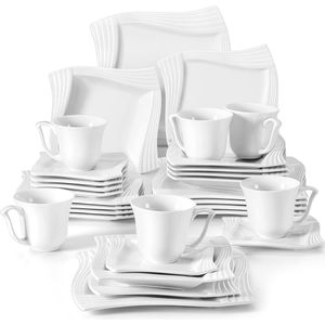 serie Amparo, 30 stuks. Crèmewit porseleinen servies met koffieset, dessertborden, soepborden en platte borden voor 6 personen