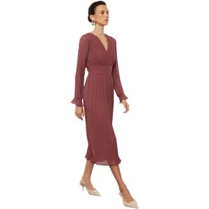 Trendyol Zwarte, Geplooide, Gevoerde, Geweven Chiffonjurk Met Riem Twoaw24El00478