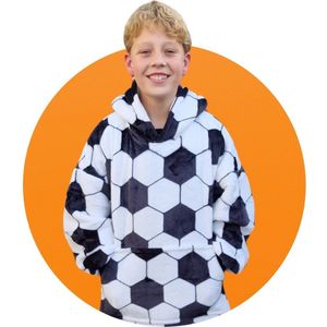 Voetbal hoodie blanket - fleece kinder poncho - voetbal plaid met mouwen en capuchon voor kinderen - oversized hoodie kind - voetbal deken met mouwen – fleece - TV deken – zacht & warm - voetbal - 134 t/m 164 (ca. 8-14 jaar) - Badrock