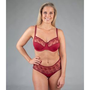 Juliette Simonne Burgundy Shorty