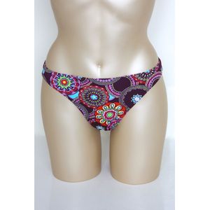 Freya - Manhattan - bikini broekje - bruin met fantasie print - maat S / 36