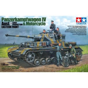 1:35 Tamiya 25209 Panzerkampfwagen IV Ausf G. Early Production & Motorcycle Eastern Front Plastic Modelbouwpakket