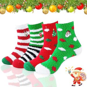Wollige Kerstsokken Set - 4 Paar in Geschenkdoos - Warme en Grappige Wintersokken voor Kinderen en Volwassenen - Perfect voor Kerst en Nieuwjaar