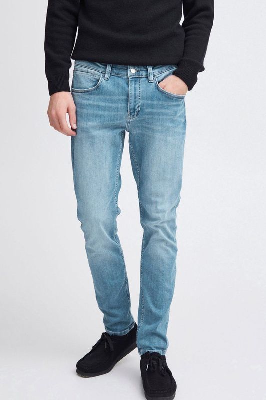 Casual Friday - Ry - Jeans - Denim Bleach Blue - Slim Fit
