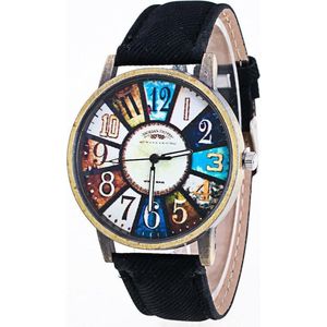 Zwart vintage horloge met 12 gekleurde vlakken