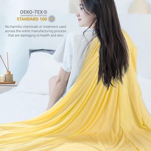 Zomerdeken microvezel Arc-Chill zelfkoelende koeldeken 150x200 cm geel - koel en gezellig - 2-in-1 dubbelzijdige zachte knuffeldeken Cooling Blanket