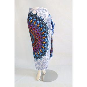 Om Namaste Sarong - 444 - Bloemrijke Mandala - Blauw & Wit