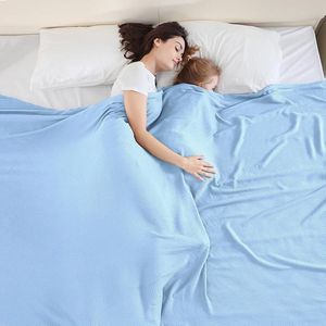 S&Dshopline® Zomerdeken, bamboedeken voor volwassenen en kinderen, lichte ademende koeldeken kan lichaam koel houden, voor bed, bank en overal, blauw, 240 x 220 cm
