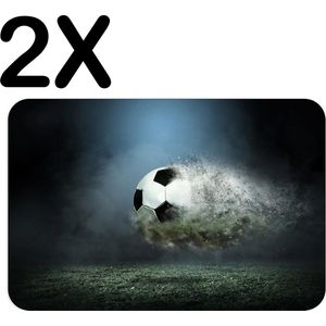 BWK Flexibele Placemat - Ontploffende Voetbal boven het Gras - Set van 2 Placemats - 45x30 cm - PVC Doek - Afneembaar
