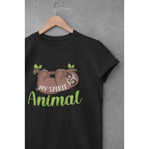 Shirt - My spirit animal - Wurban Wear | Grappig shirt | Leuk cadeau | Unisex tshirt | Yoga | Yoga nidra | Yoga kleding | Yoga shirt | Yogamat | Wit & Zwart