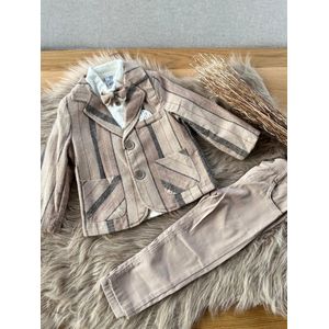luxe jongens kostuum-kinderpak- kinderkostuum-4 delige set - gestreepte blazer, witte hemd, beige kostuumbroek ,gestreepte vlinderstrik -bruidsjonkers-bruiloft-feest-verjaardag-fotoshoot-maat 80
