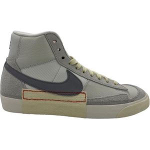 Nike Blazer Mid Pro Club - Sneakers - Wit/Grijs/Rood - Maat 46