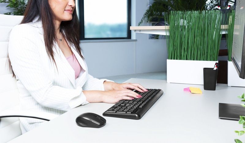 Trust TKM-350 toetsenbord Inclusief muis RF Draadloos QWERTZ Duits Zwart