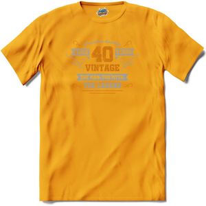 40 Jaar vintage legend - Verjaardag cadeau - Kado tip - T-Shirt - Meisjes - Geel - Maat 12 jaar