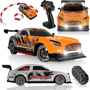 Overmax X-Tireburner RC Auto – Drift & Race – 20 km/u – Twee verwisselbare body's - twee unieke stijlen - 2 Snelheidsstanden – 2 Batterijen – 40 min Speeltijd – 2 Carrosserieën – 2 Wielensets – LED Verlichting – Obstakelset – Gecodeerde Besturing