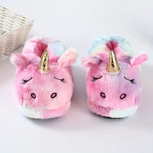 Grappige pantoffels | Eenhoorn sloffen | One size fits all maat 32 t/m 38 voor Kinderen, Dames en Heren | Pantoffel dierensloffen | Pluche dierenpantoffels | zachte binnenschoenen | Sloffen en Pantoffels maat 32, 33, 34, 35, 36, 37, 38