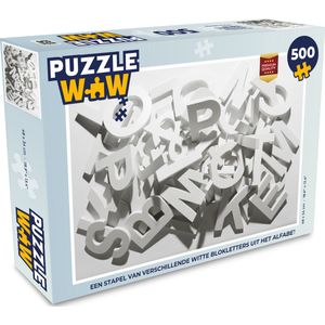 Puzzel Een stapel van verschillende witte blokletters uit het alfabet - Legpuzzel - Puzzel 500 stukjes