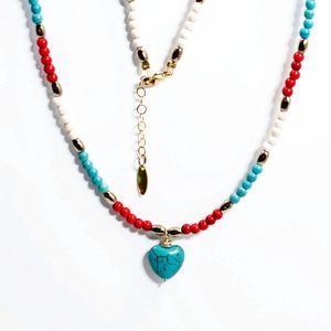 Valentijn's cadeau-Handgemaakte ketting van koraal howliet en turquoise stenen