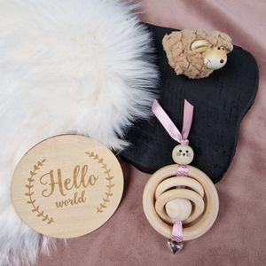 Happy Bebie | Konijn | Baby | Rammelaar | Kraamkado | Hout | Lint | Handmade