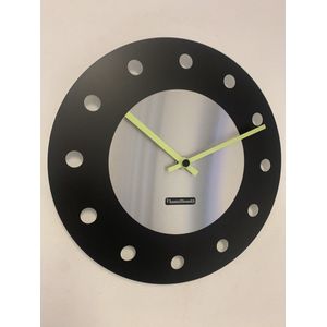 Wandklok CHANTALBRANDO -- BLACK & SILVER -- NEVADA 34 -- MODERN DESIGN IN ZWART