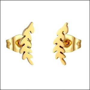 Aramat jewels ® - Goudkleurige zweerknopjes blad oorbellen staal 12x4mm