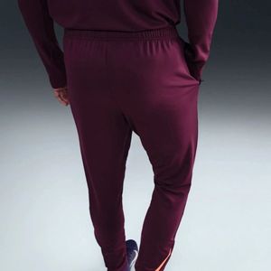 Nike - Strike - Voetbal Trainingsbroek - Rood - Dri-FIT Technologie