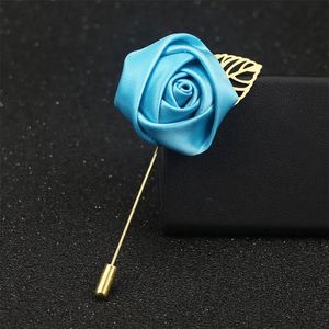 Stijlvolle Bloem Broche - Elegant Satijn en Legering Accessoire voor Pakken en Kleding