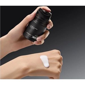 Zeer effectieve 100% originele anti aging creme voor heren. Met hylaronzuur, collageen, retinol en vitamine E verstevigend 50gr