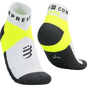 Compressport | Ultra Trail Low Socks | Unisex Trailsokken | White/Black/Safety Yellow | 45-48 -