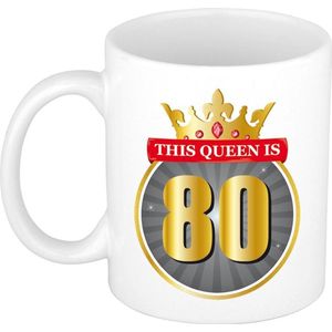 This queen is 80 mok wit - cadeau mok / beker - 80e verjaardag