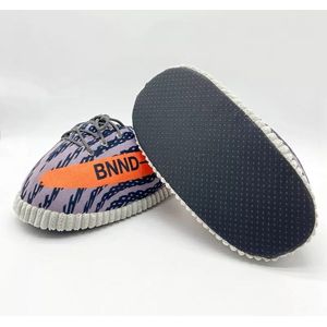 WVspecials Sneaker Sloffen Paars Met Oranje Details - Pantoffels - Yeezy sloffen - Paars Met Oranje Details - Comfortabel - Maat 36/43 Onesize - Unisex - Winter - Black Friday - Sinterklaas